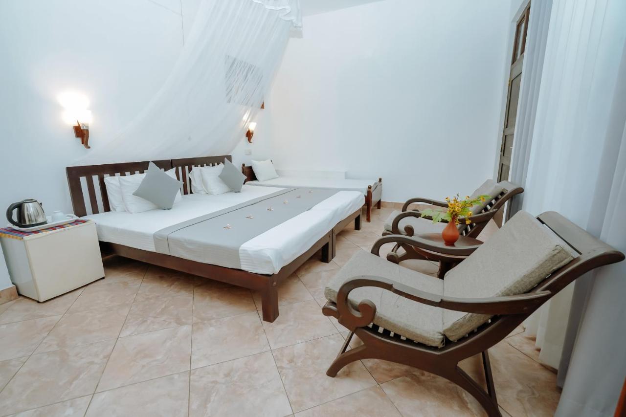 Blue Sky Beach Resort Unawatuna Εξωτερικό φωτογραφία