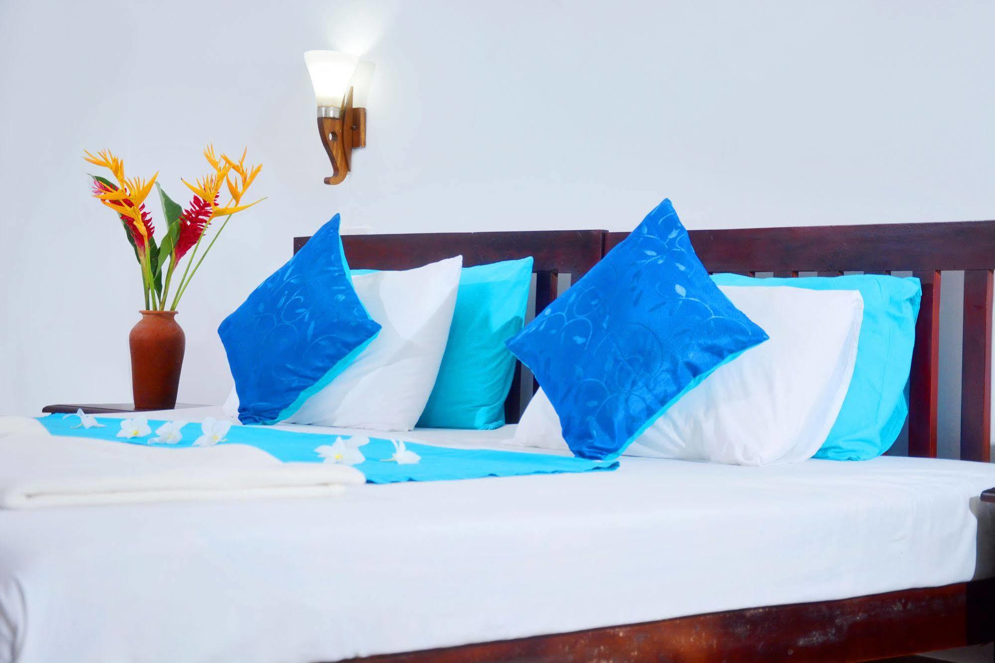 Blue Sky Beach Resort Unawatuna Εξωτερικό φωτογραφία